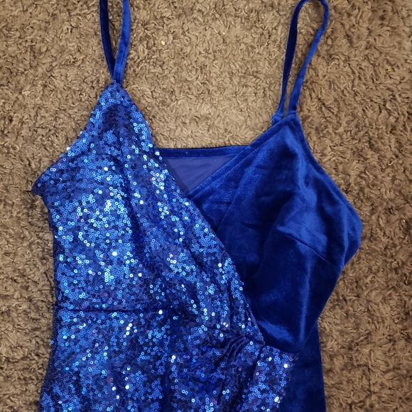 Blue Sequined Dress - Picture 2 of 7